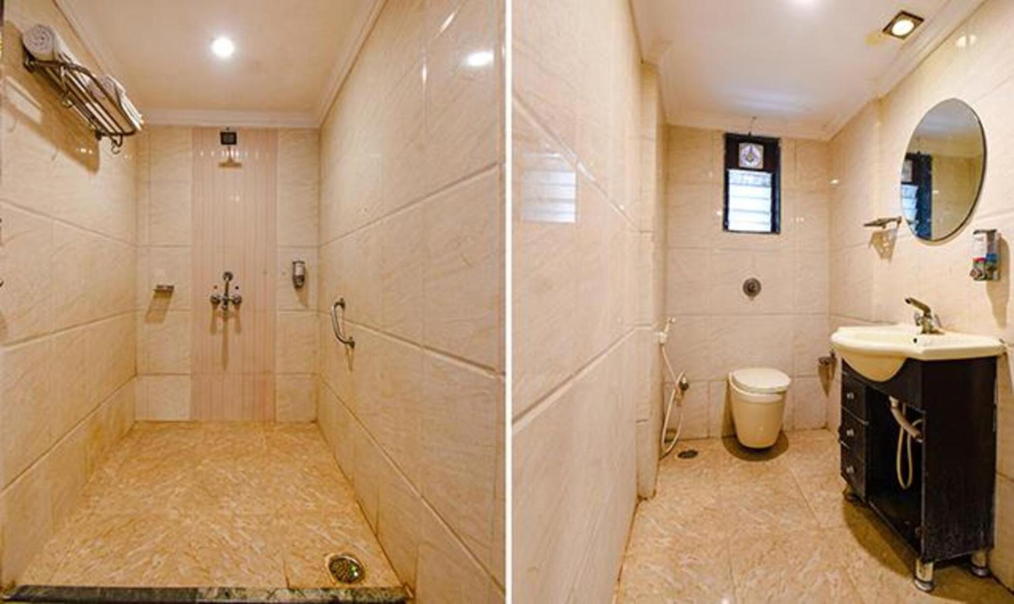 Hotel Shirdi Sai Wada Luaran gambar