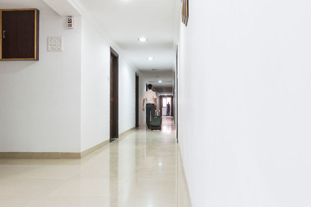 Hotel Shirdi Sai Wada Luaran gambar
